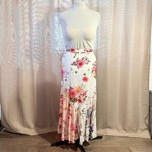 Chelsea & Theodore | Floral Mixed Media  Maxi Skirt | M
